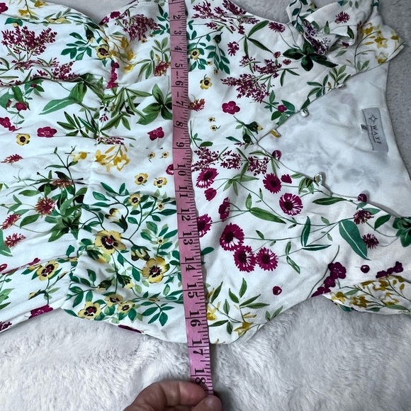 Wayf low flutter sleeve dress women size medium - Picture 4 of 6